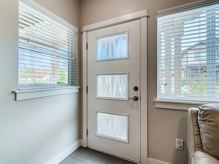 2608 Kansas Dr #B113 — Photo 6