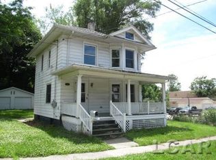 323 Nelson St, Adrian, MI 49221