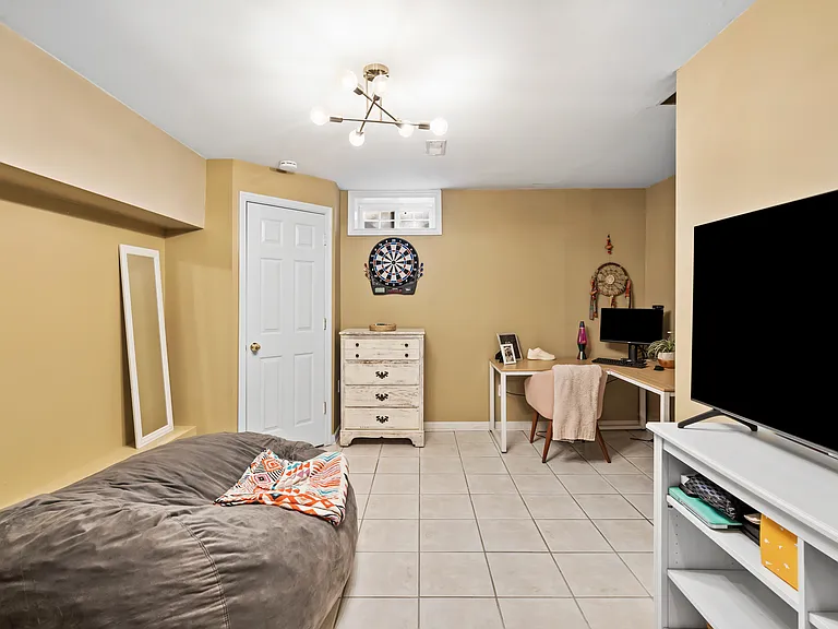1129 N Orianna St — Photo 30