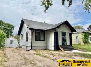 927 B St, Fairbury, NE 68352