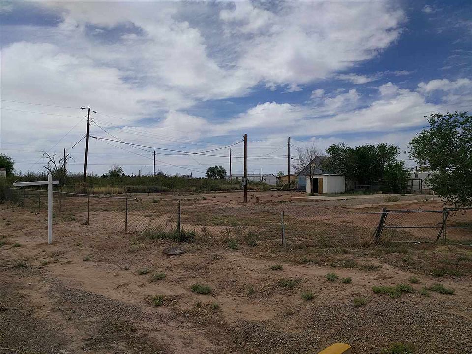 2nd image of 1204 Mesquite St