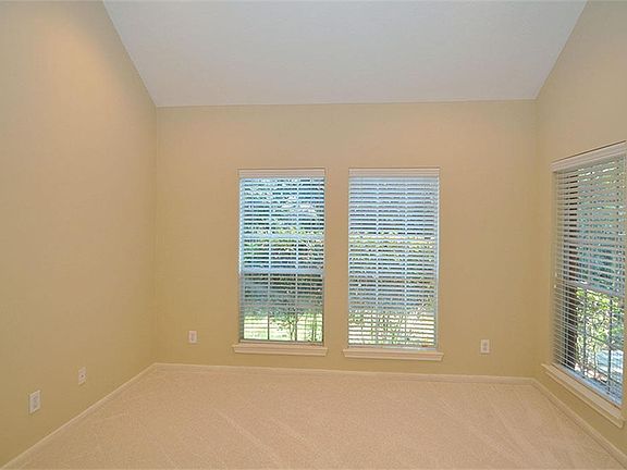 2nd image of 3153 Cedar Knolls Dr