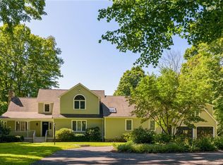 41 Cold Spring Rd, Newtown, CT 06470