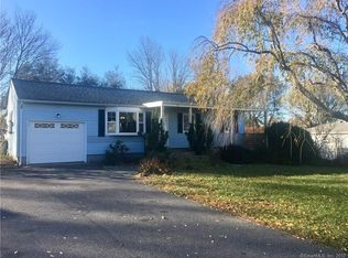 43 Stoddard Pl, Beacon Falls, CT 06403