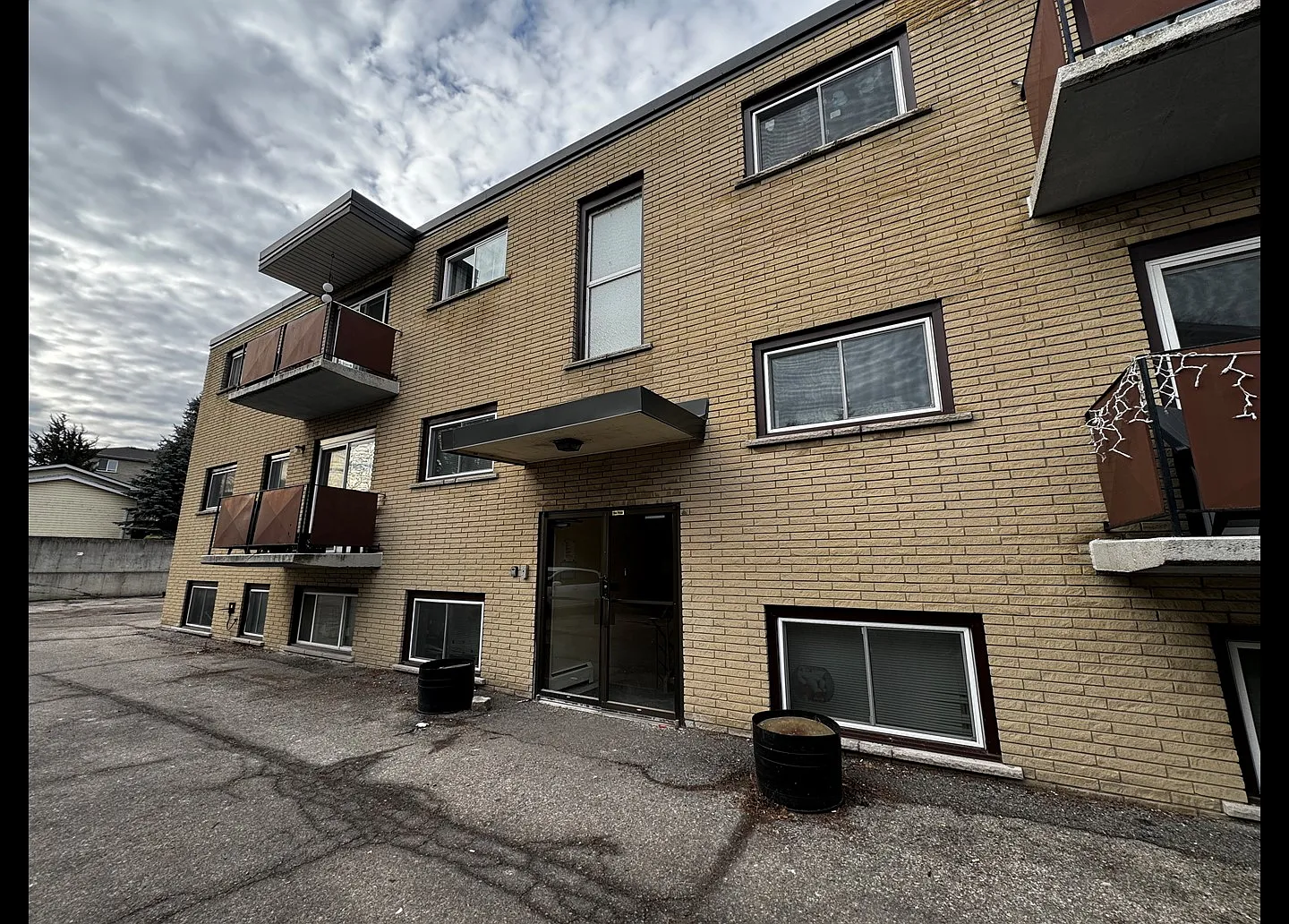 355 Clyde Road Cambridge — Photo 1