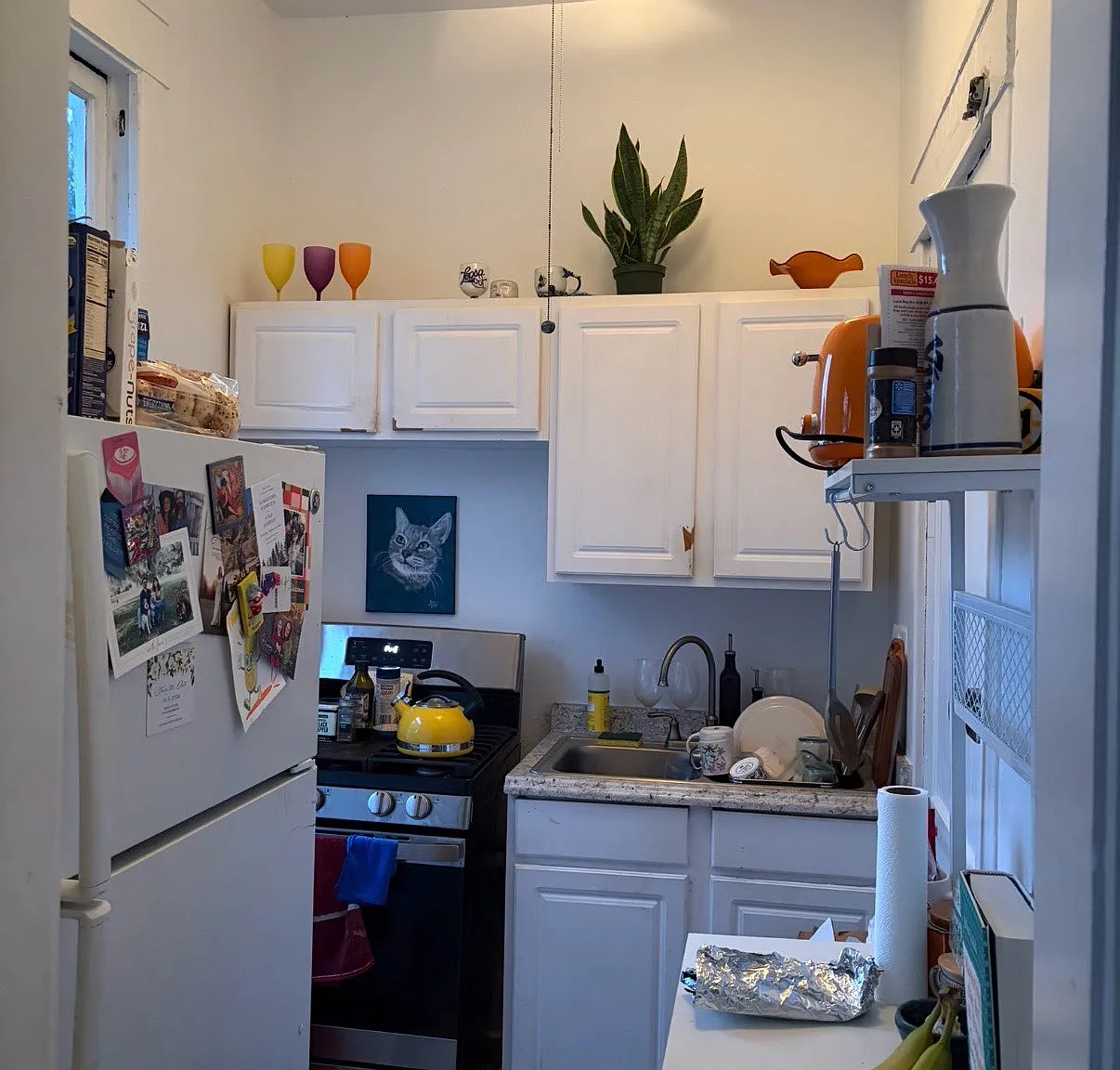1 bed, 1300 sqft, $1,325 — Photo 2