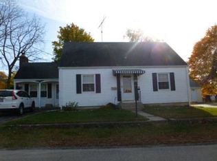 21 Vineyard Ave, East Providence, RI 02914