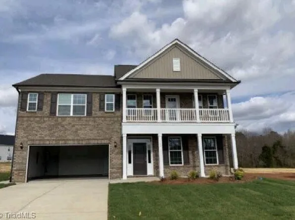 703 Fairmile Dr, Greensboro, NC 27455