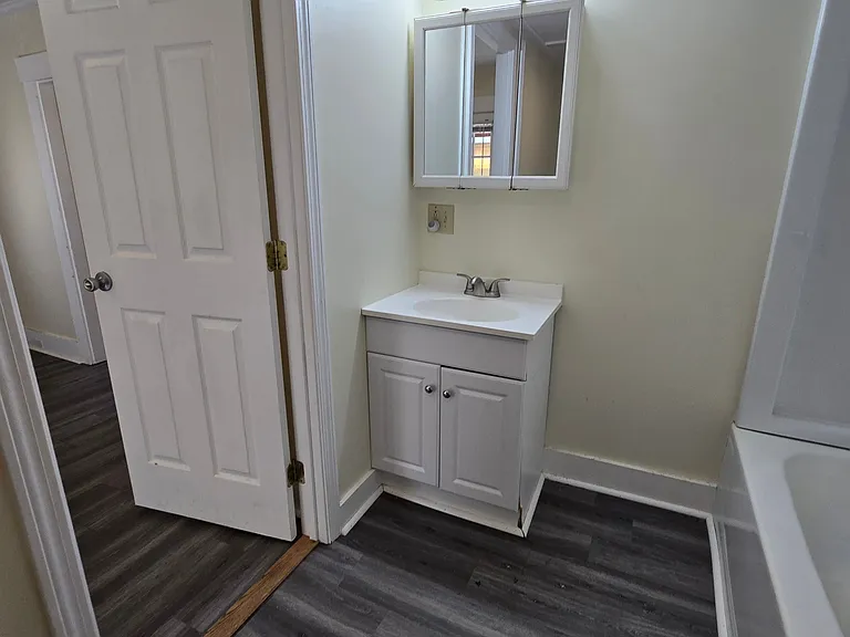 20 Pleasant St #A — Photo 21