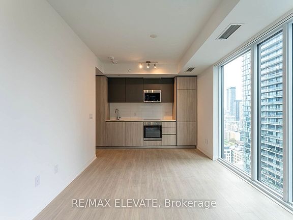 5th image of 28 Widmer St #3029
