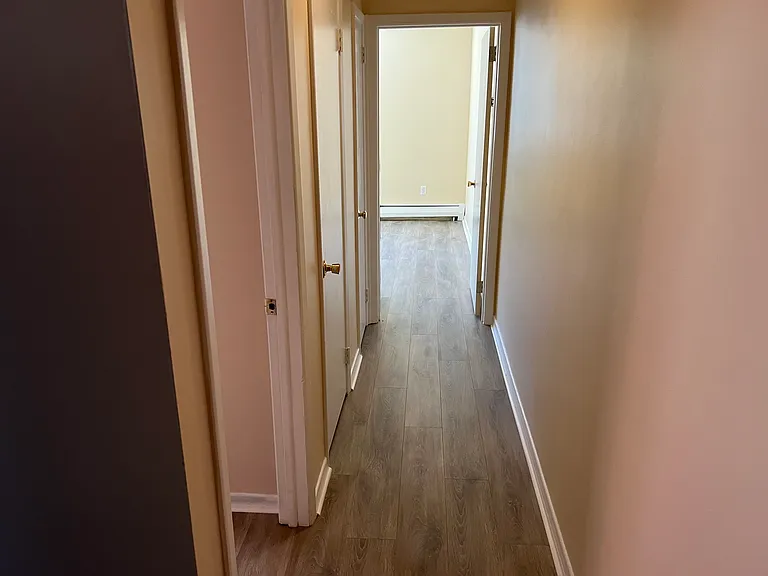 407 W Logan St #1 — Photo 7