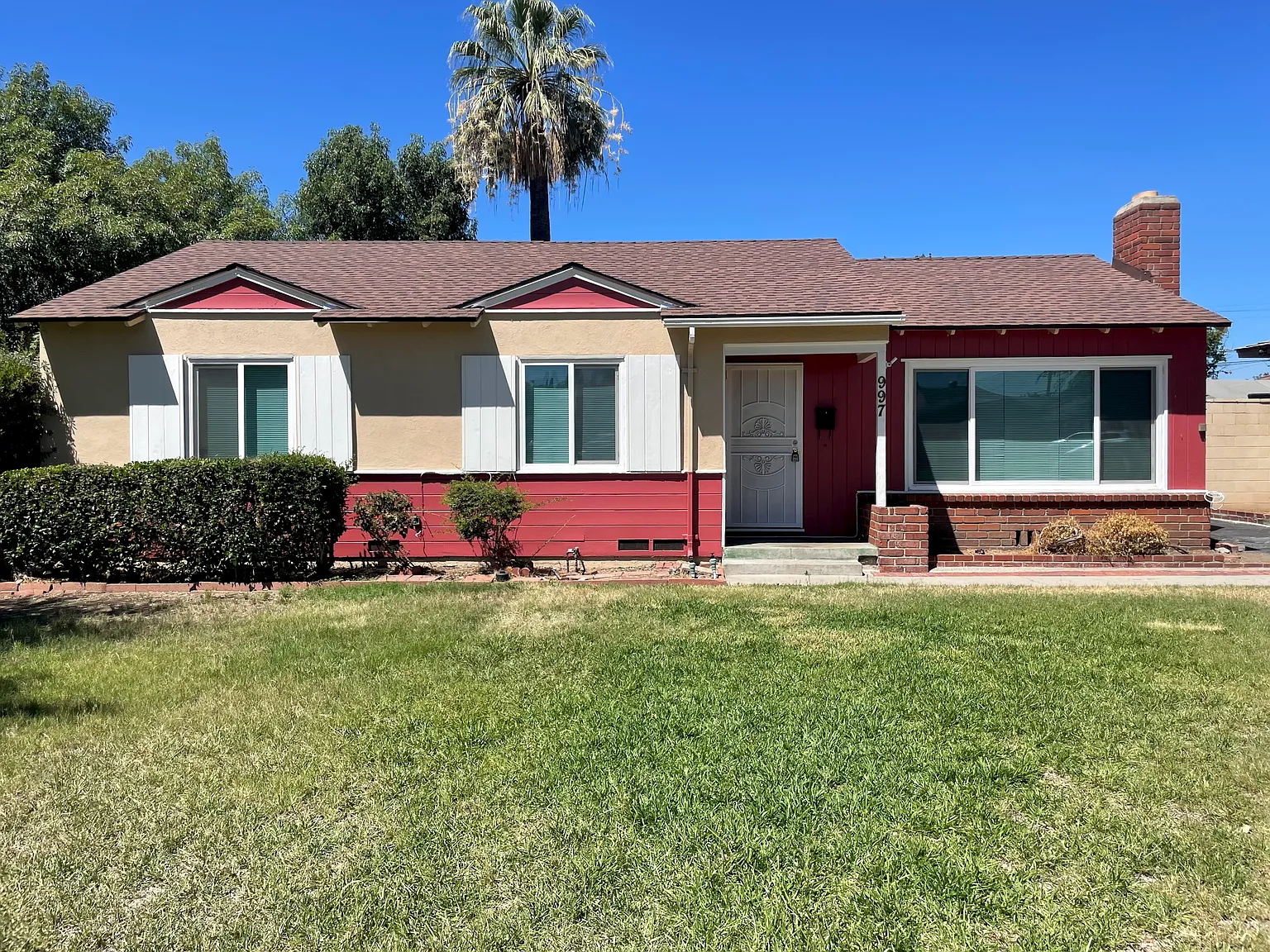 3 bed, 1.5 bath, 1200 sqft, $3,000 — Photo 1
