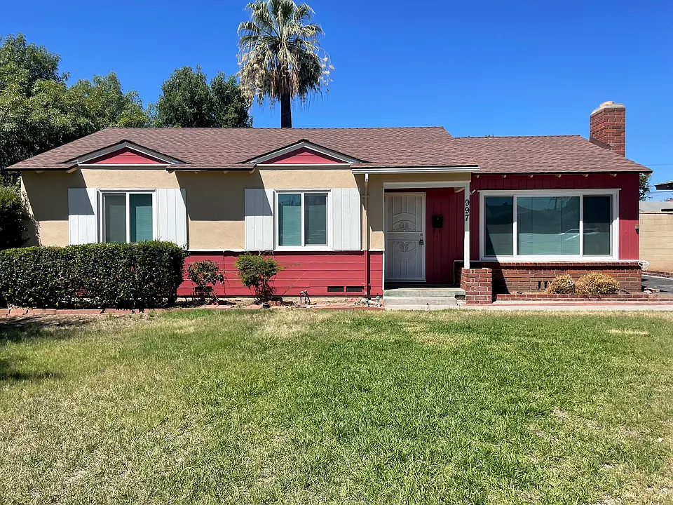 997 Capper Ave