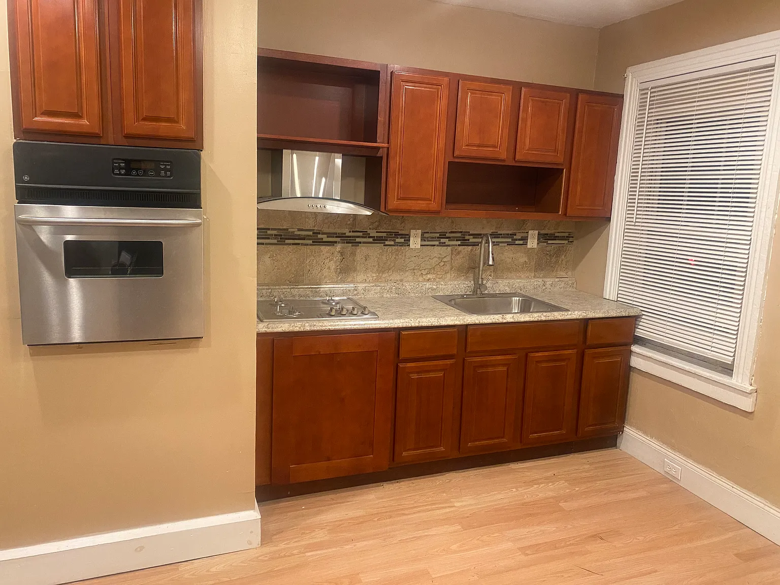 1 bed, 600 sqft, $850 — Photo 1