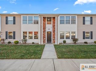 631 Madison Dr #B, Monroe Township, NJ 08831