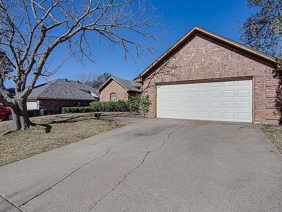 4th image of 6725 Parkwood Dr