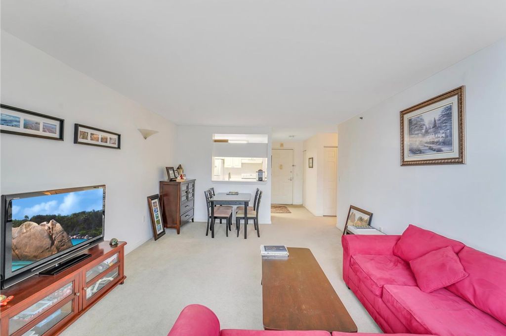 20 2nd St APT 404, Jersey City, NJ - View 2