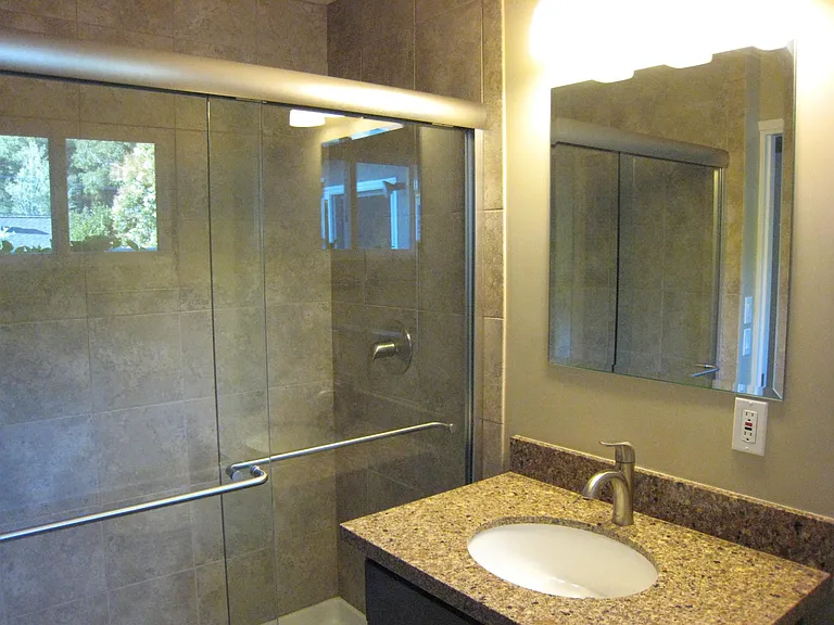 63 Robinhood Dr — Photo 11