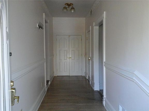 2nd image of 103 Kavic Ln