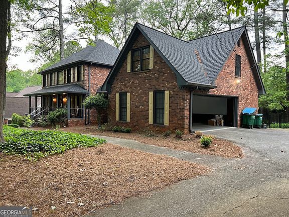 3rd image of 5741 Wolf Laurel Dr