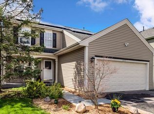 609 E London Ct, Round Lake Beach, IL 60073