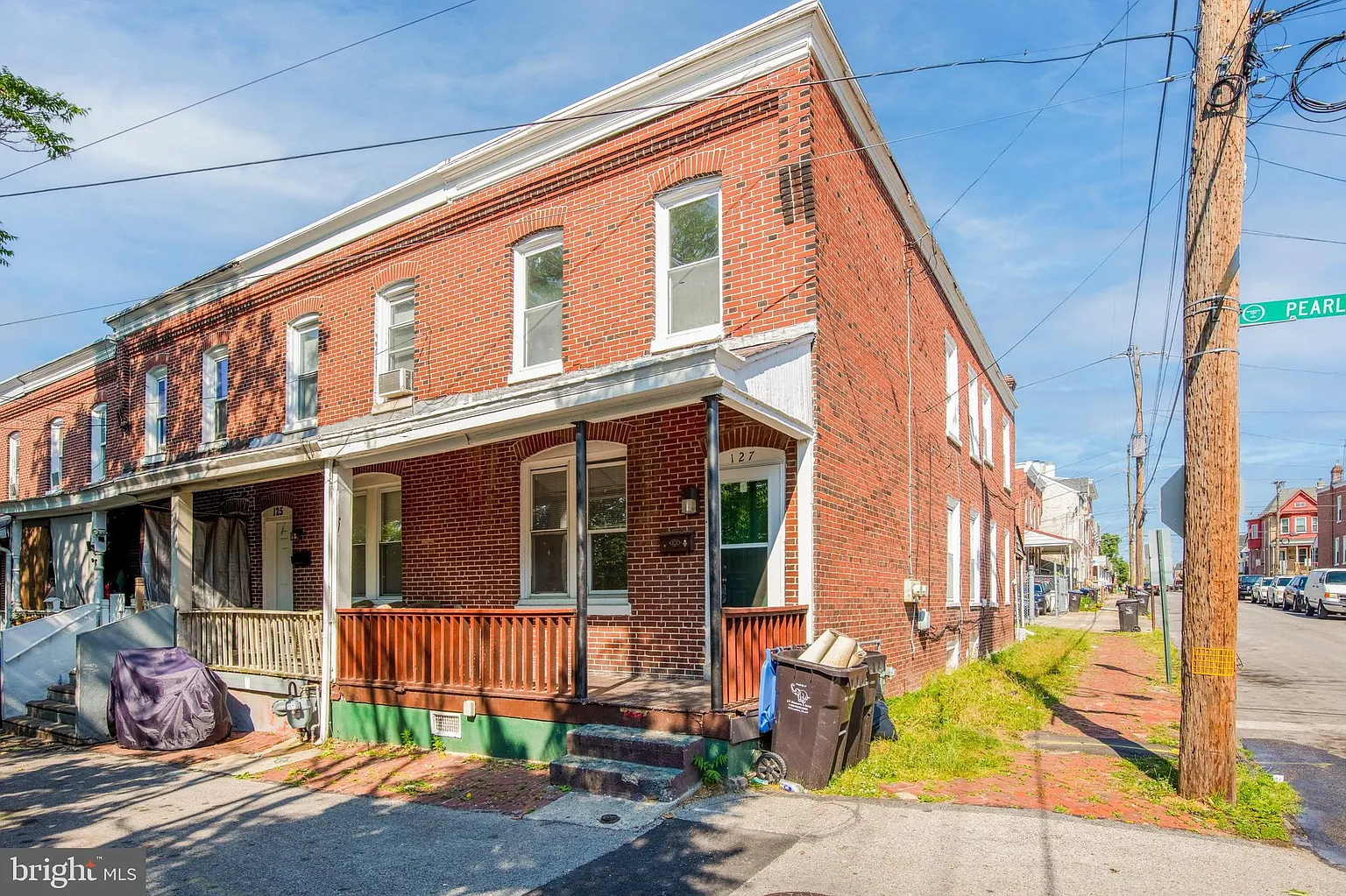 127 Pearl St photo 1