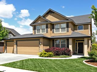 3774 N Legacy Woods Ave, Meridian, ID 83646