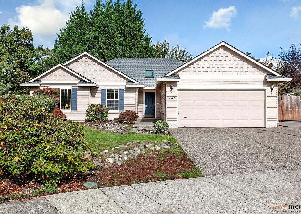 1st image of 2037 SE 61st Pl