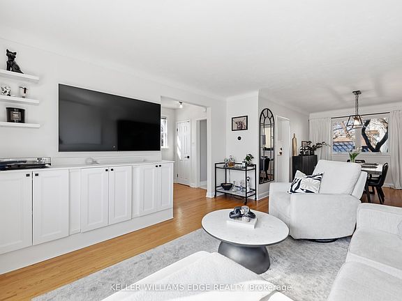 3rd image of 4527 Bennett Rd