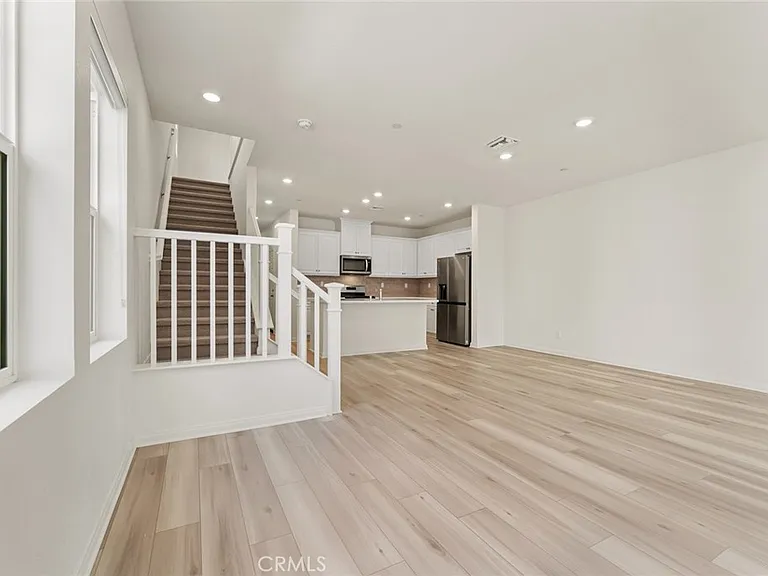 4109 E Coronado Privado — Photo 5