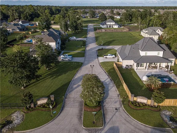 4480 Pierres Ct, Marrero, LA 70072