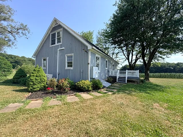 3650 Falls Rd — Photo 26
