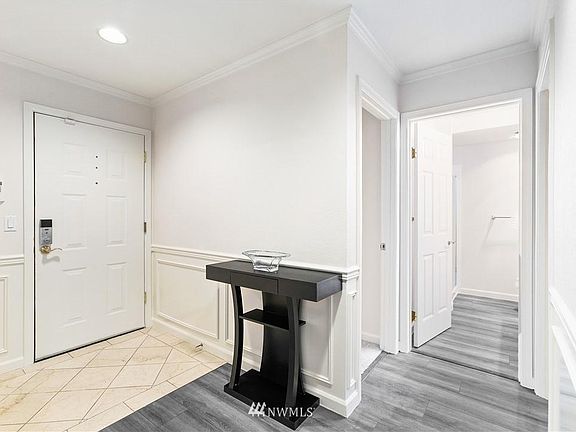 2nd image of 410 2nd Ave S APT 312