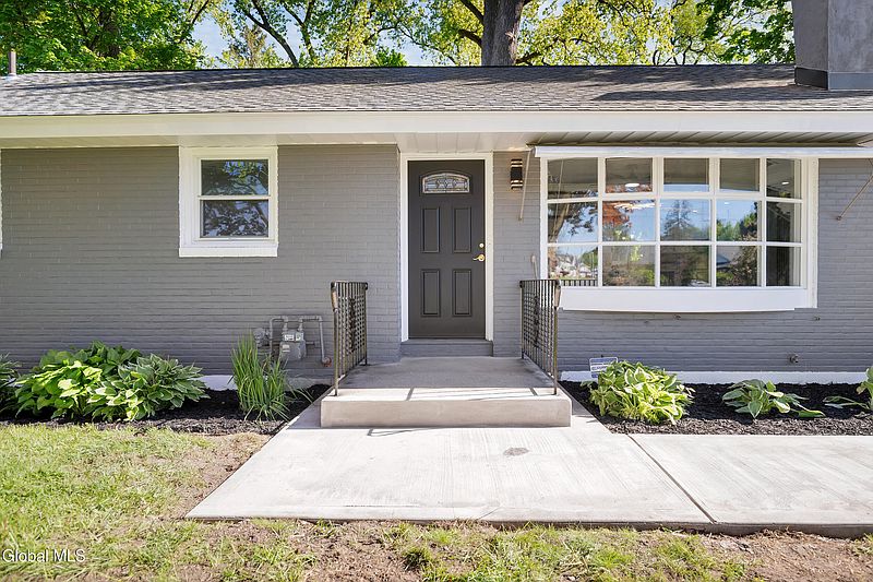 4th image of 1154 Morningside Avenue