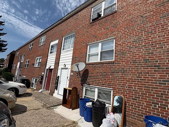 2nd image of 3133 Morning Glory Rd #0