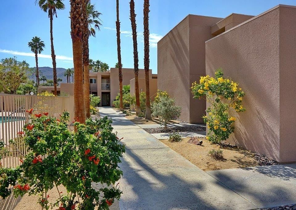 Home in South Palm Desert