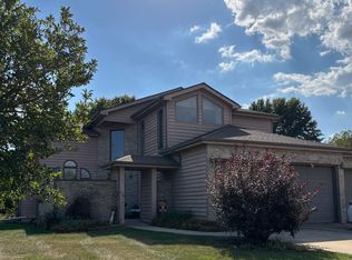 200 E Webb St, Sandwich, IL 60548