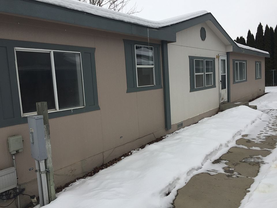 Open House Sunday 
March 10
12-2pm 