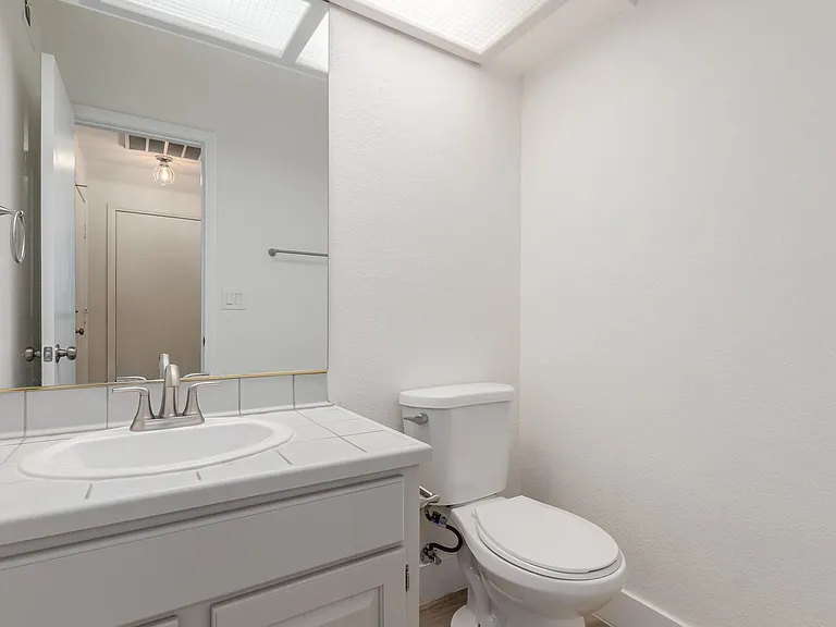 861 Vegas Valley Dr — Photo 19