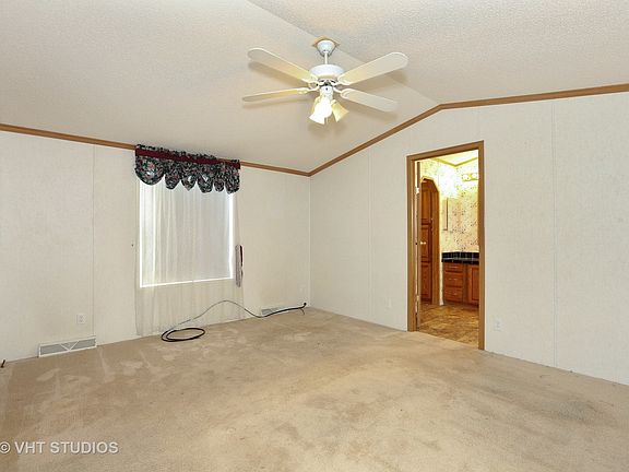 5th image of 1110 Ash Ct