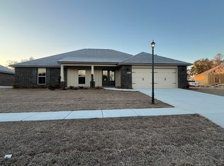4644 Chanteuse Pkwy, Crestview, FL 32539
