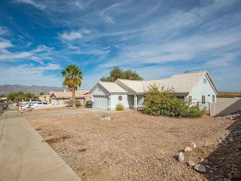 2195 E Emerald River Way — Photo 6