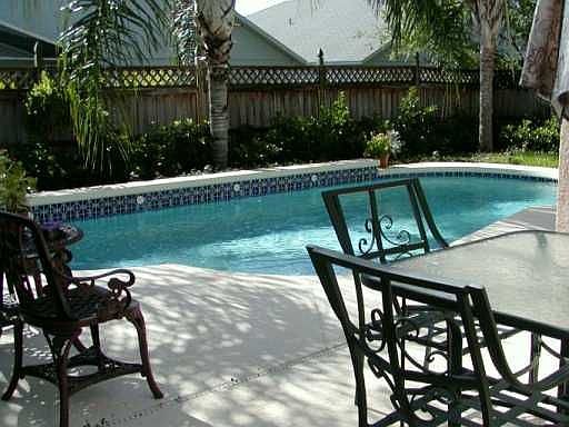 5th image of 7921 Chartreux Ln