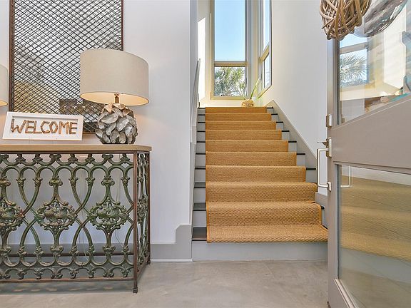 3rd image of 3508 Petite Cir