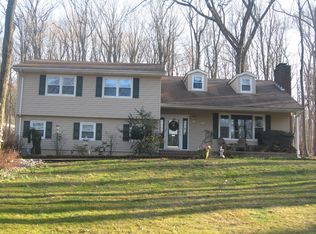36 Wolf Hill Dr, Warren, NJ 07059