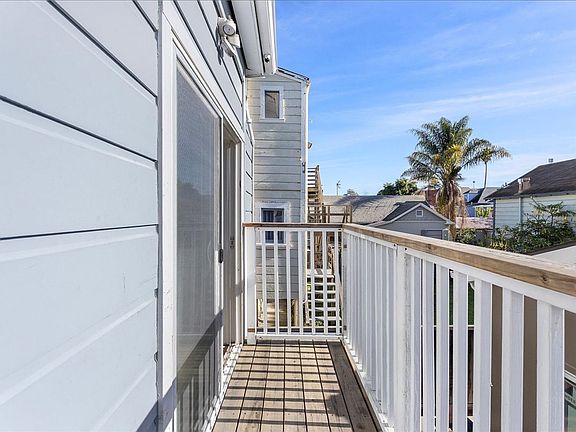 5th image of 916 Santa Clara Ave #A