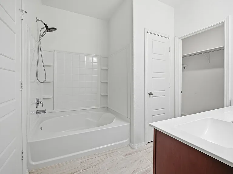 9305 Devils Riv — Photo 8