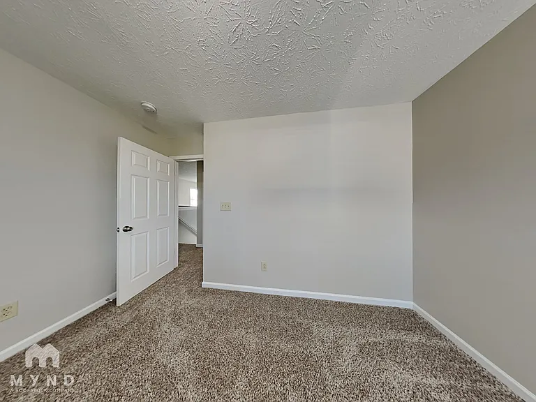 2352 Rosewood Dr — Photo 14