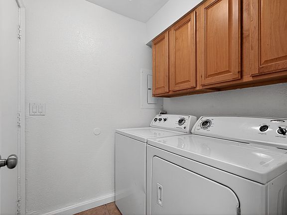 5th image of 19601 N 7th St Unit 1095