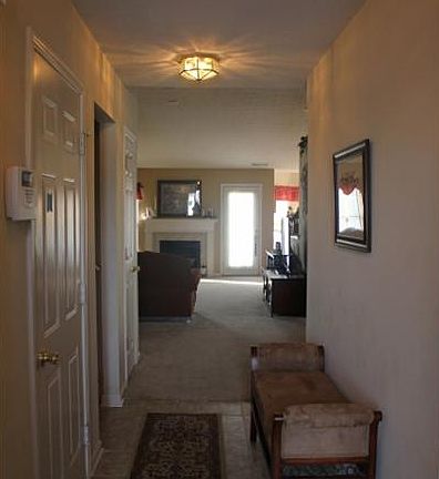 3rd image of 939 Nature Lake Cir